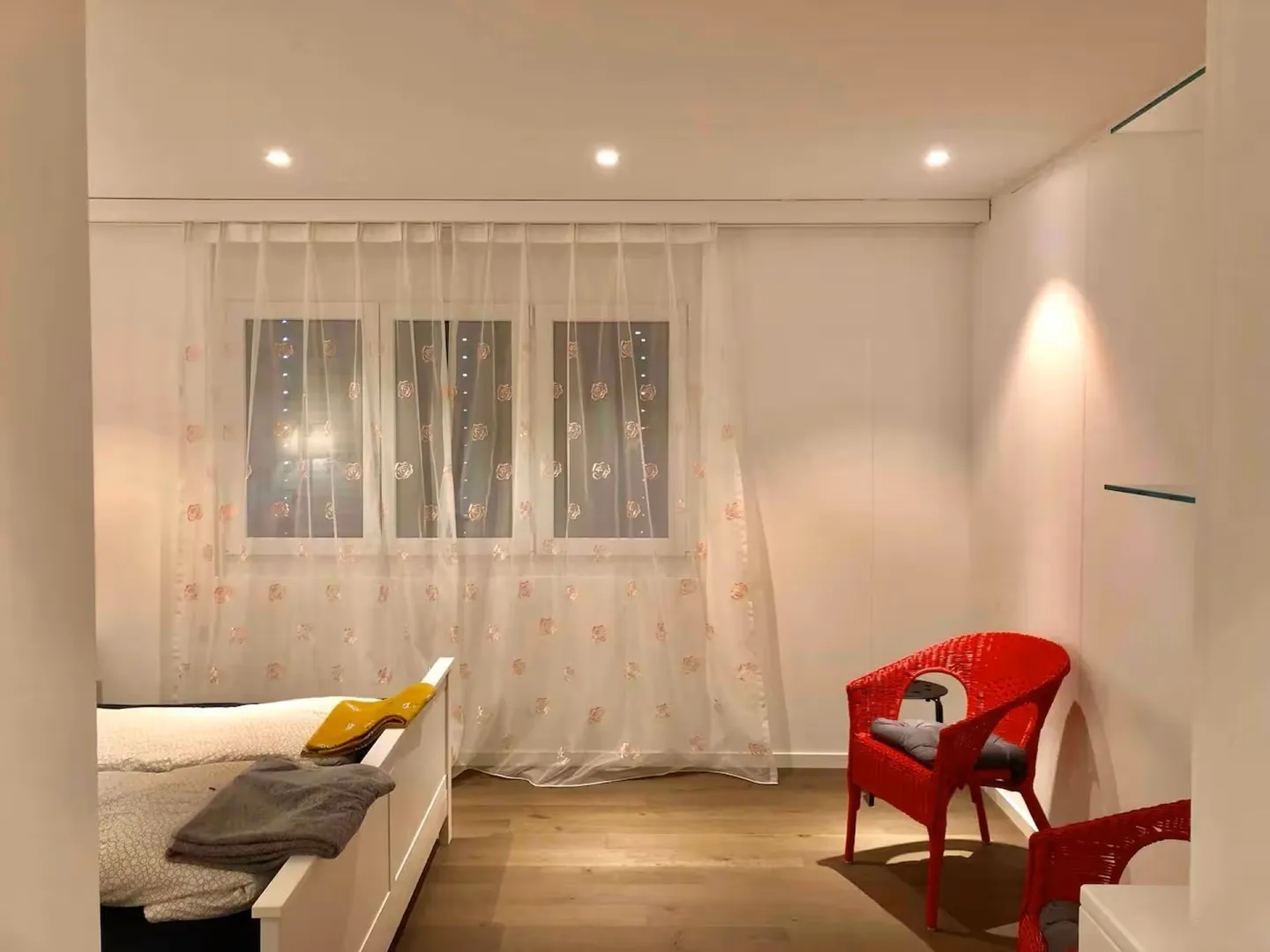 Casa a schiera moderna di 2½ stanze in standard Minergie con facciata solare - Foto 12 di 18