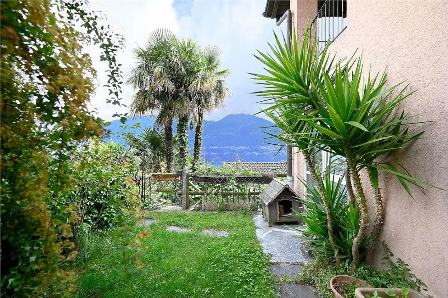 Casa elegante con vista sul Lago di Locarno - Foto 7 di 13