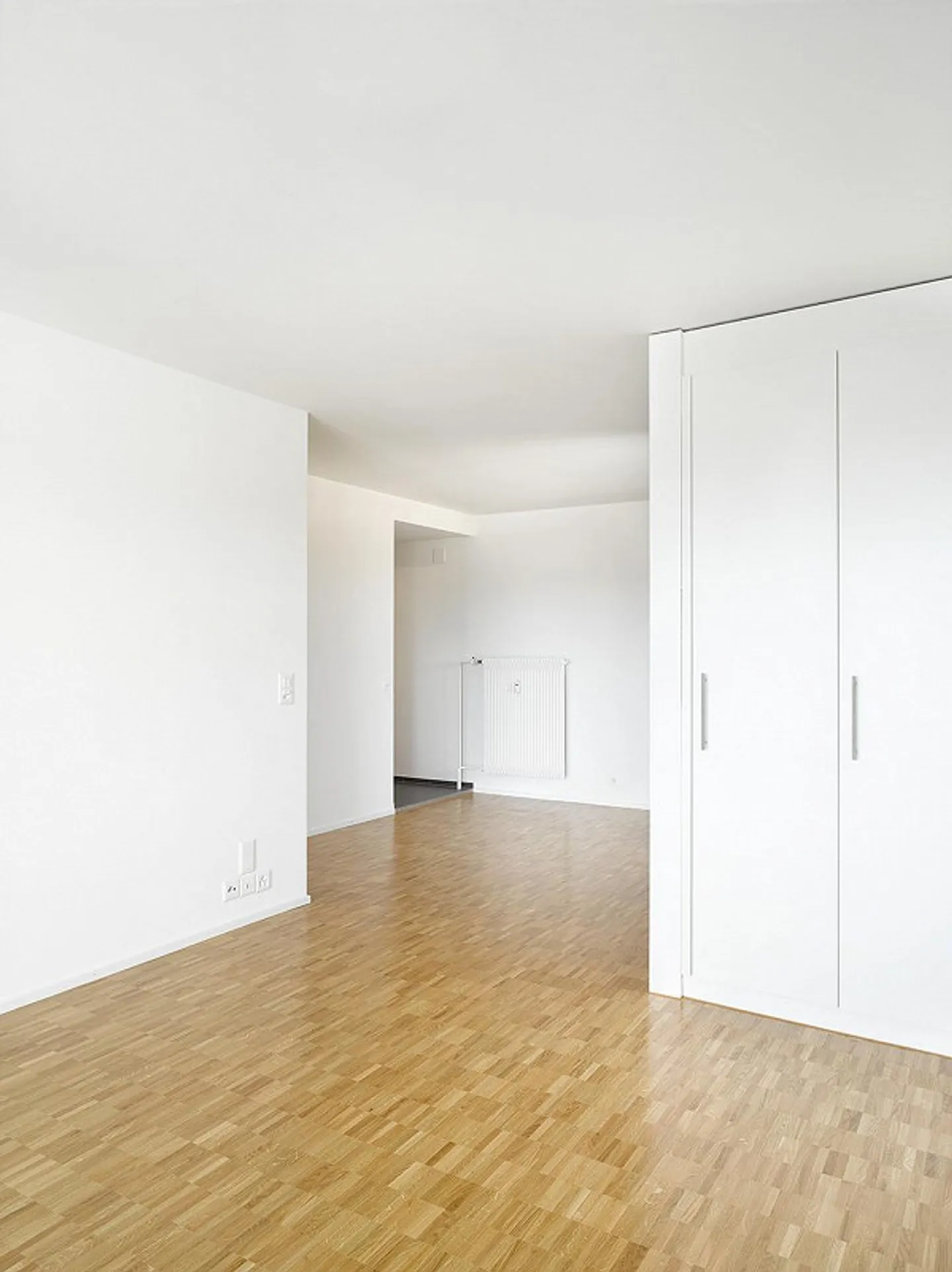Moderne Wohnung mit Stadtblick - Foto 3 von 11