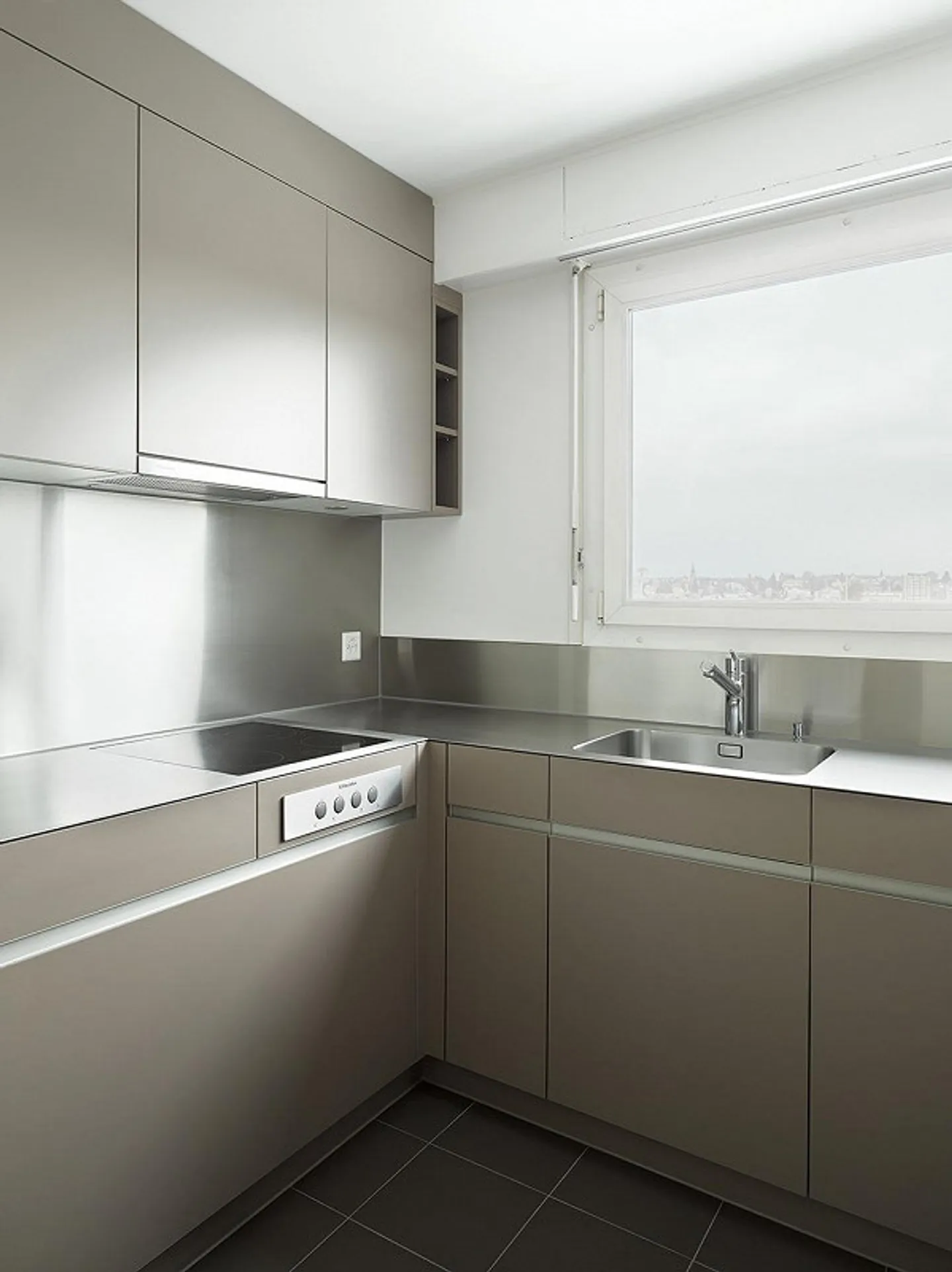 Moderne Wohnung mit Stadtblick - Foto 8 von 11