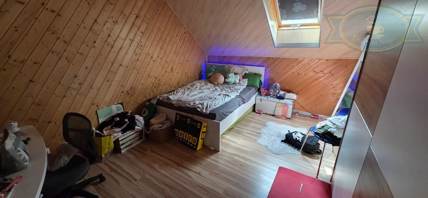 Edificio redditizio con due appartamenti affittati e potenziale misto - Foto 11 di 14