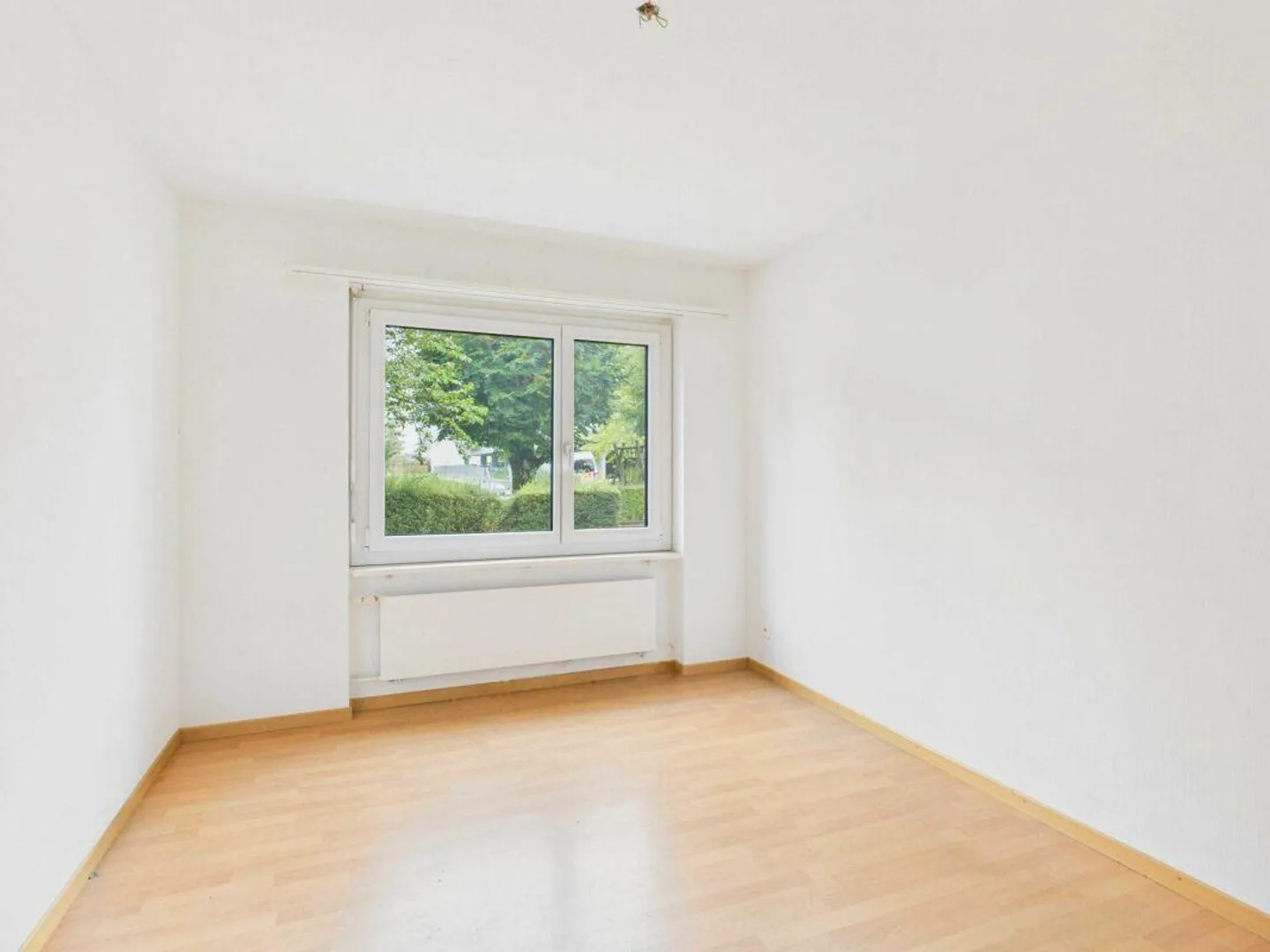 Frisch sanierte 2-Zimmerwohnung mit Charme in Bütschwil - Foto 5 von 7