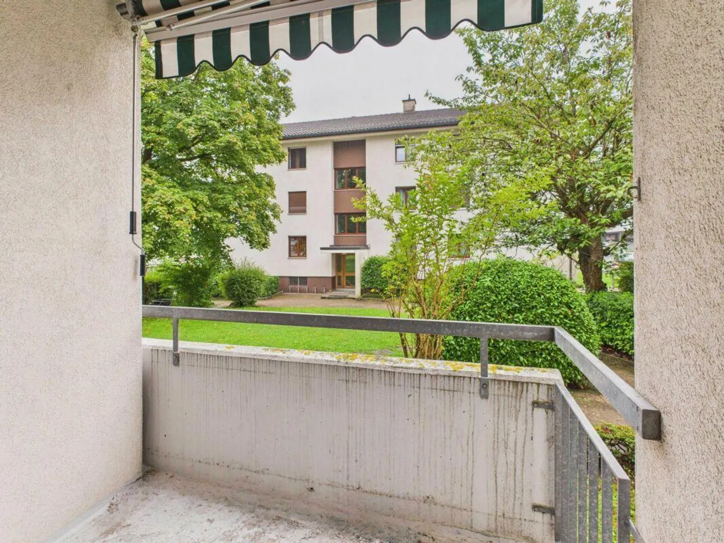 Frisch sanierte 2-Zimmerwohnung mit Charme in Bütschwil - Foto 6 von 7