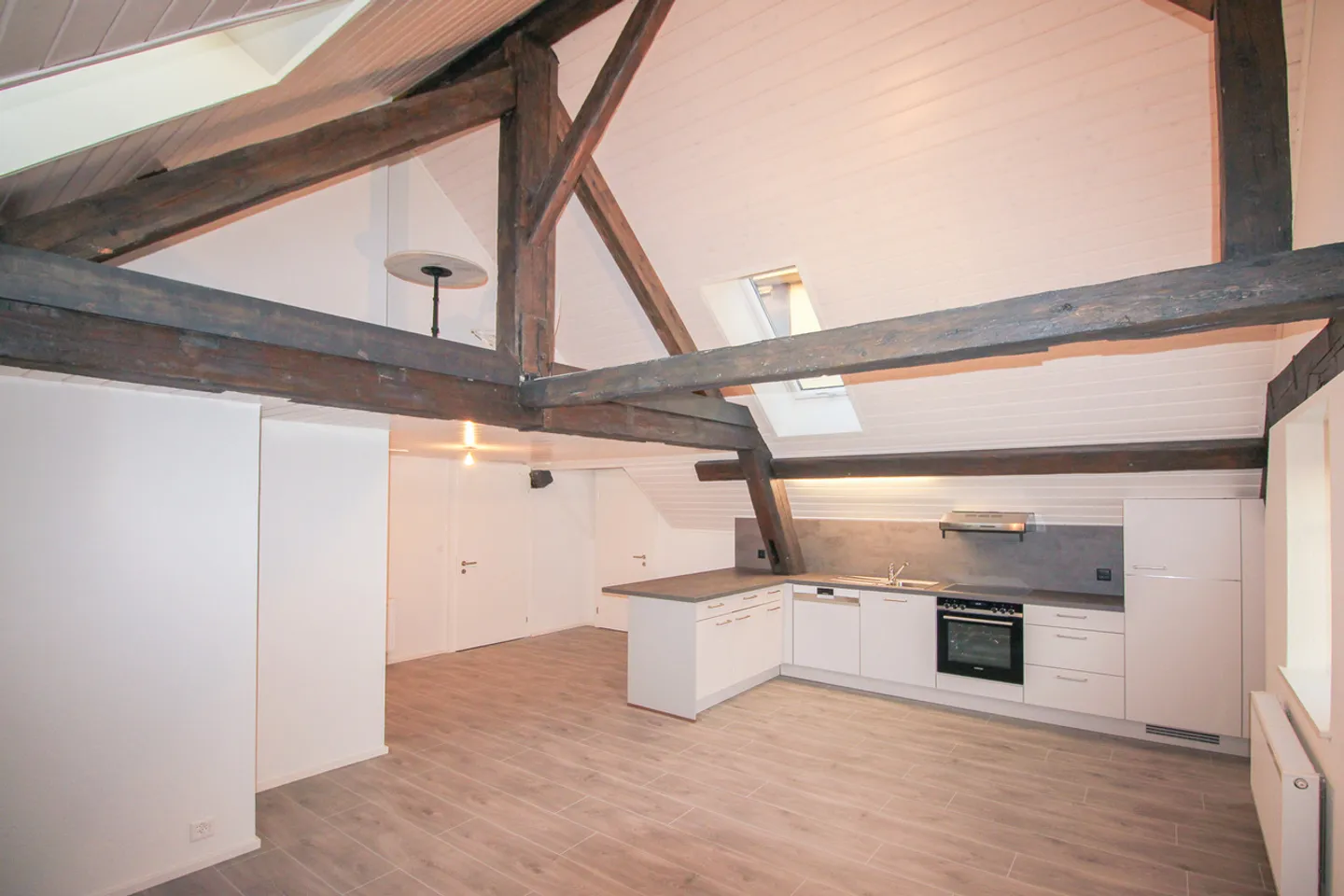 Appartamento di 2,5 locali in mansarda - Foto 2 di 11