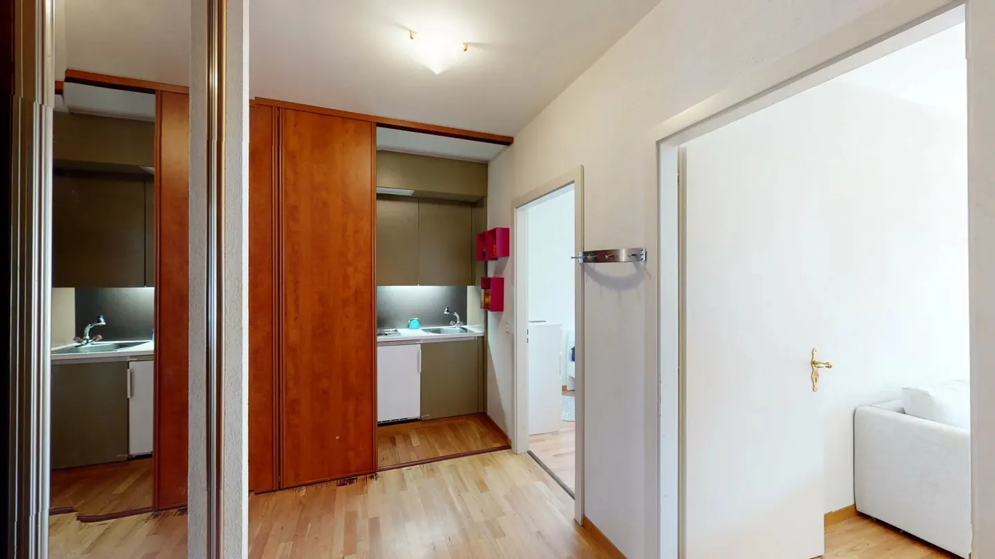 Charming 3-Room Apartment - Photo 5 of 9