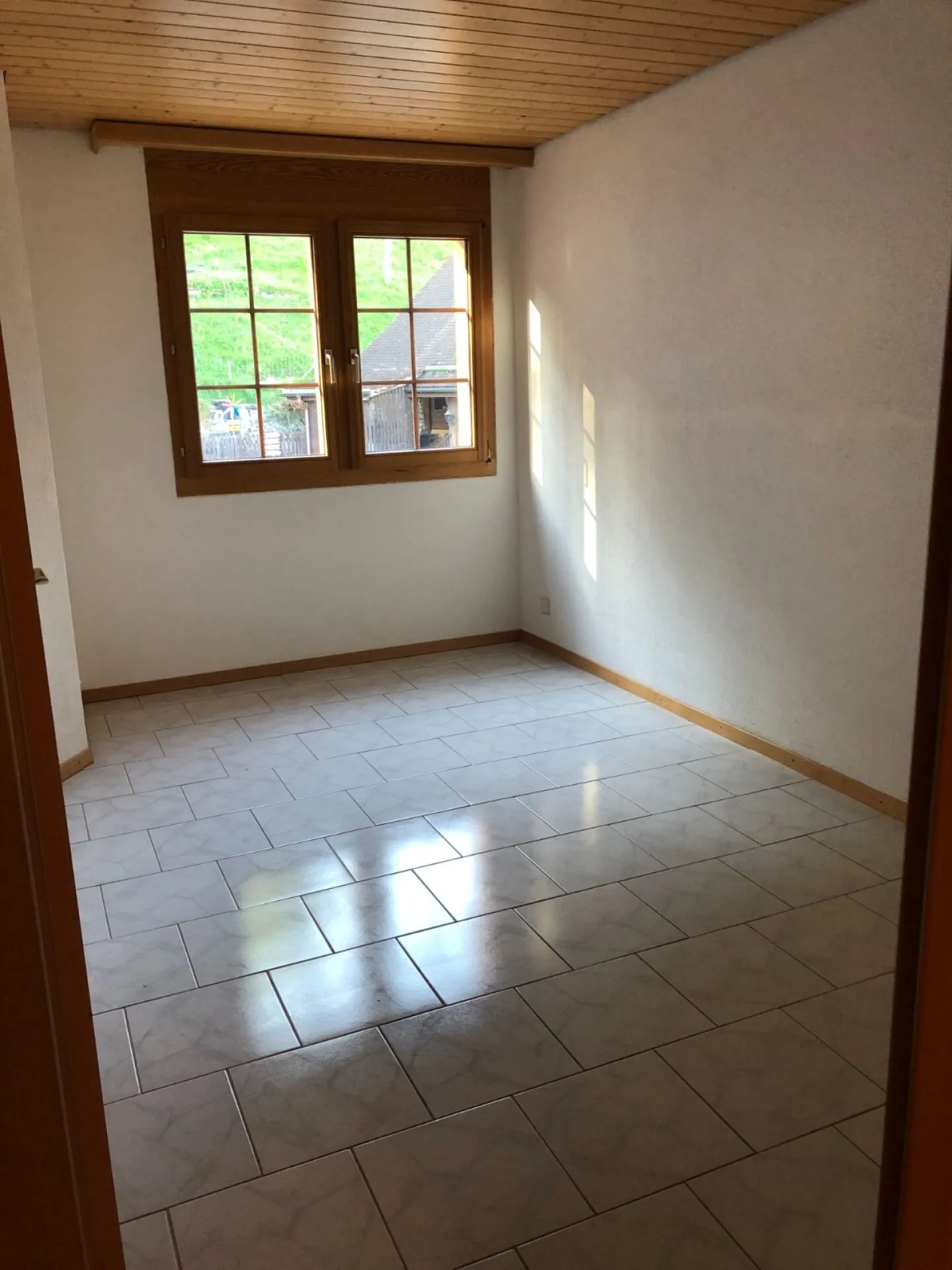 Attractive House Section with High Living Comfort - Photo 7 of 10