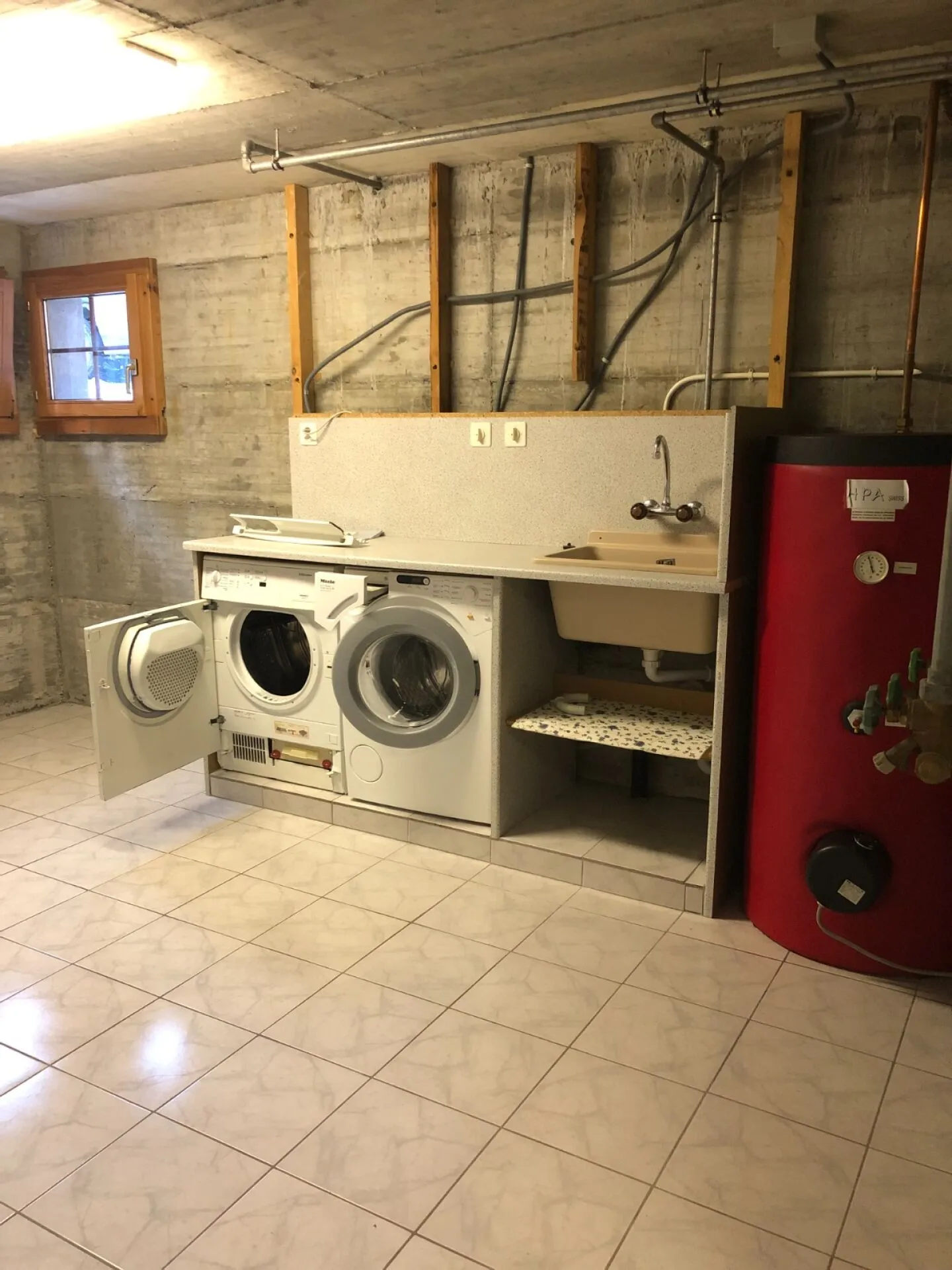 Attractive House Section with High Living Comfort - Photo 9 of 10