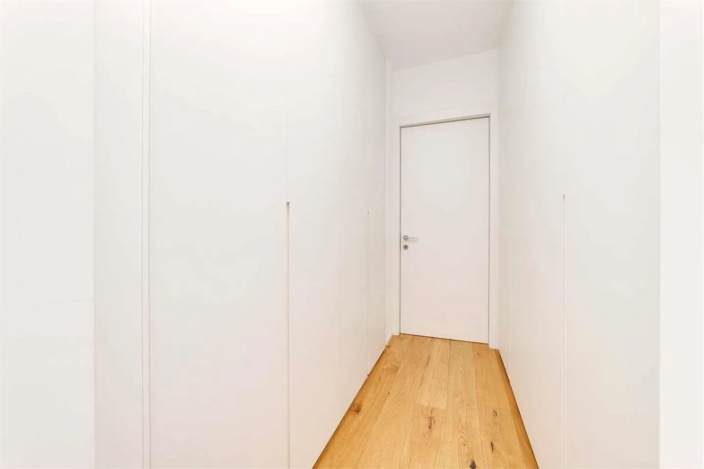 SPLENDIDO APPARTAMENTO 3.5 STANZE A LORETO - Foto 8 di 13