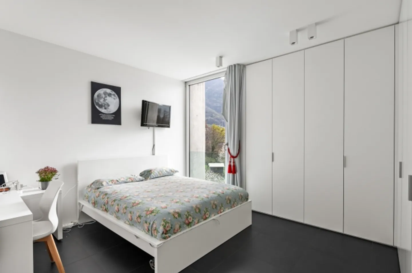 Villa moderna con piscina e vista panoramica - Foto 13 di 20