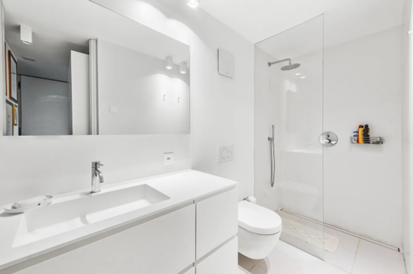 Villa moderna con piscina e vista panoramica - Foto 18 di 20