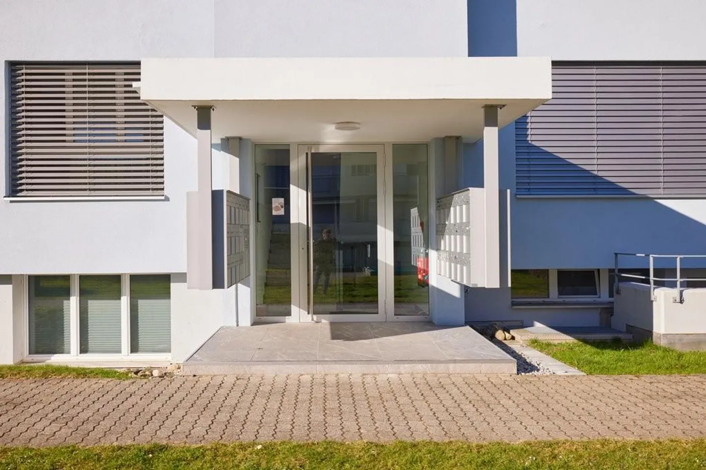 Espace de bureau, niveau sous-sol - Photo 2 sur 6