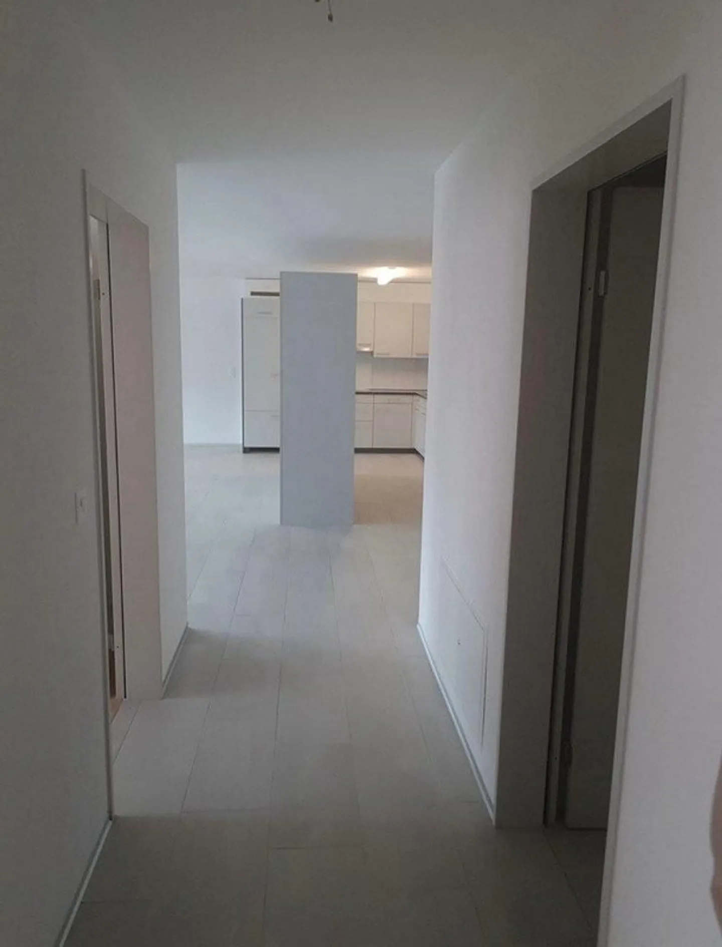 Attraente appartamento di 3.5 locali a Zurigo-Oerlikon - Foto 7 di 8