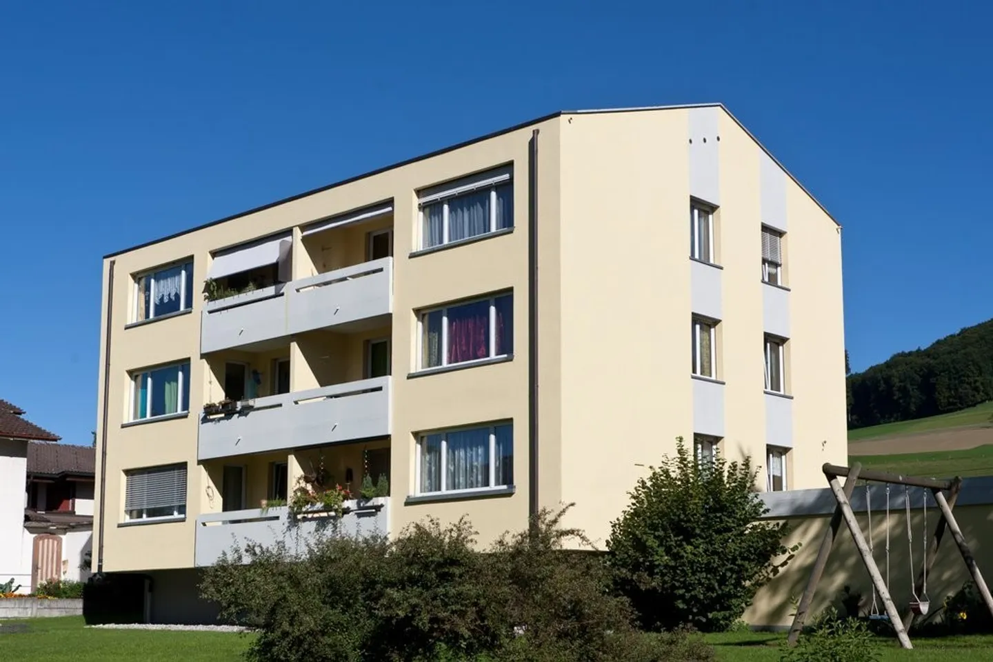 Appartement attrayant de 3 pièces à Konolfingen avec vue sur la verdure - Photo 1 sur 7