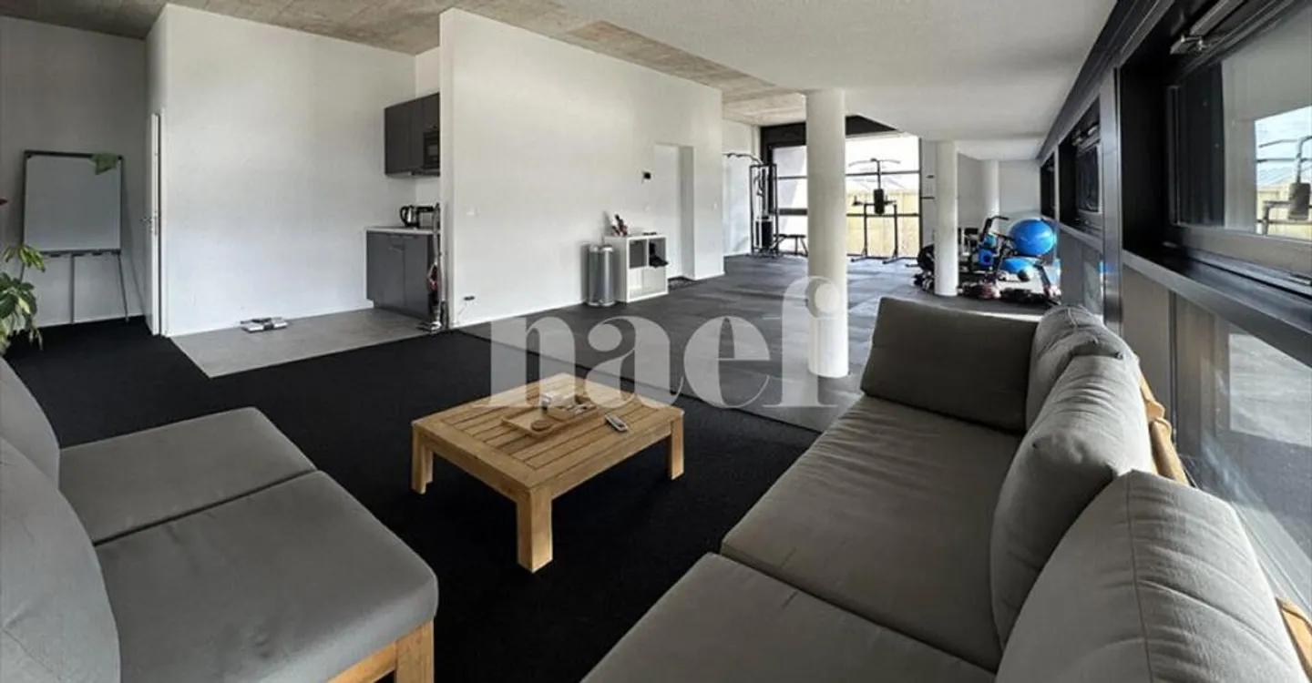 Negozio in affitto - Foto 2 di 3