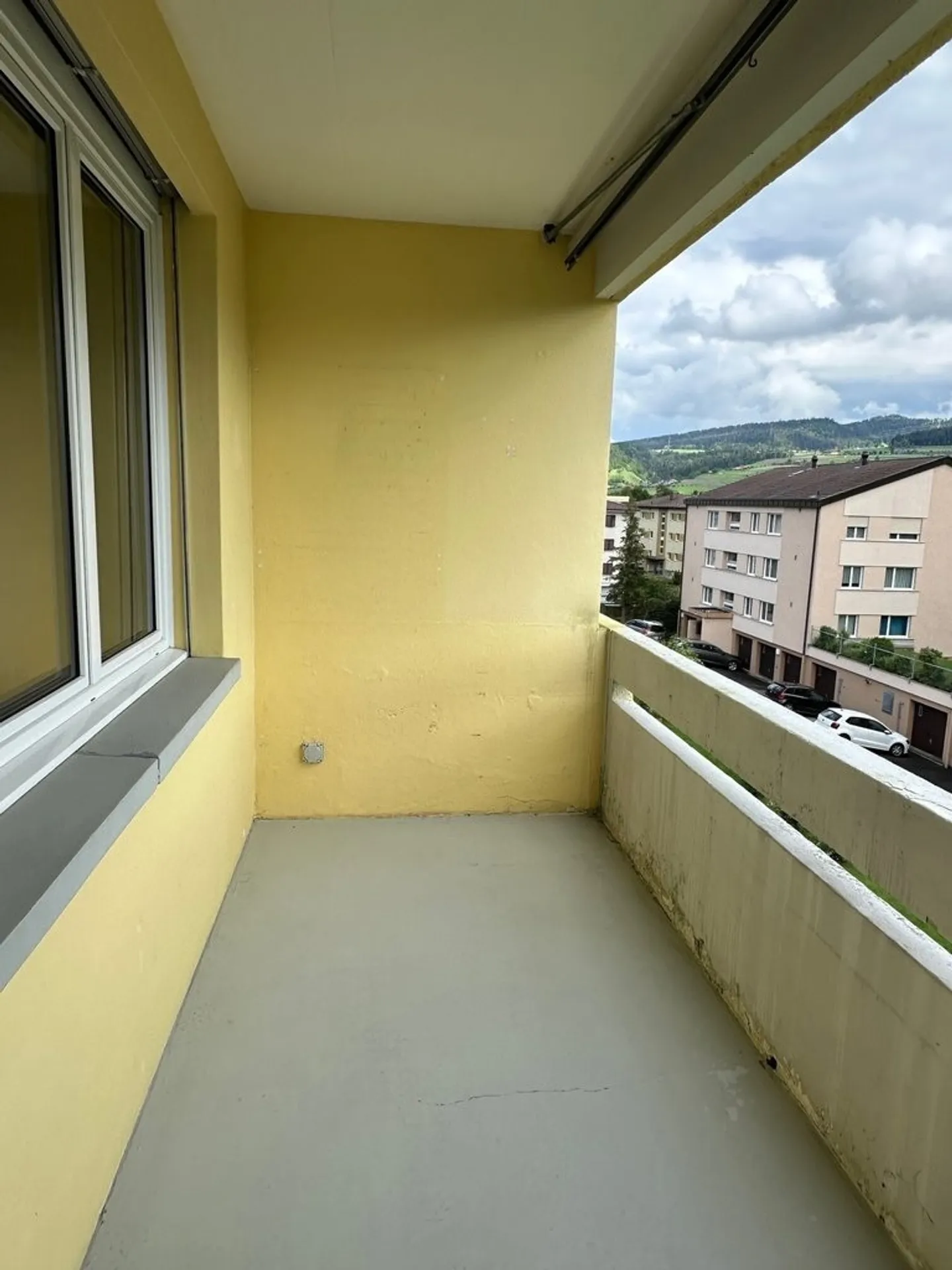 Appartement attrayant de 3 pièces à Konolfingen avec vue sur la verdure - Photo 7 sur 7
