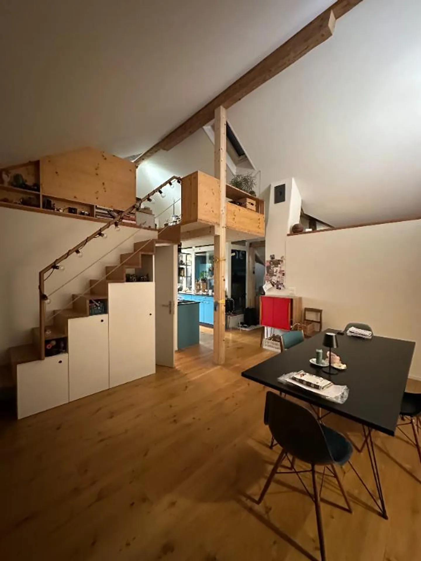 Beautiful attic apartment for subletting May-October 2026 - Photo 2 of 5