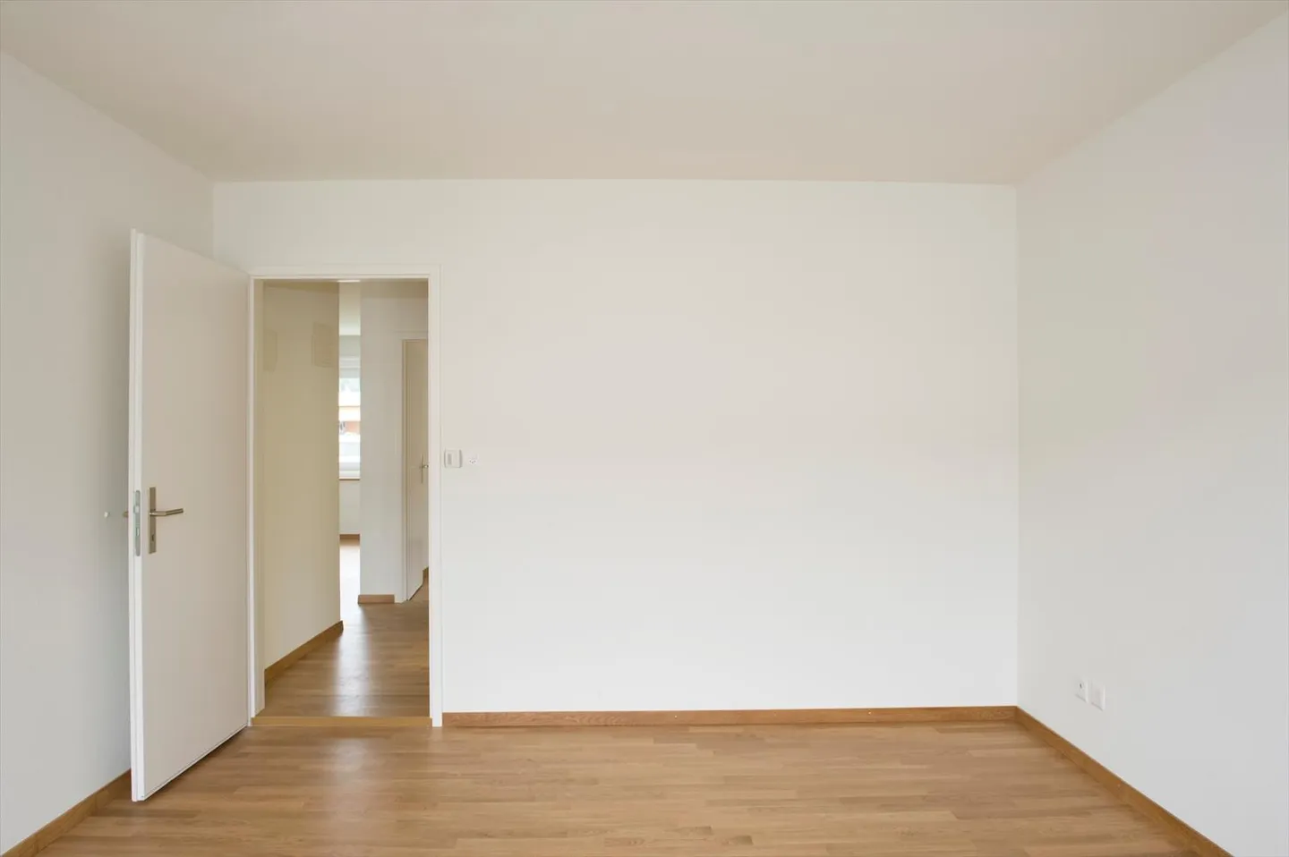 Beautiful, spacious apartment - Limited until 31.03.2027! - Photo 5 of 8