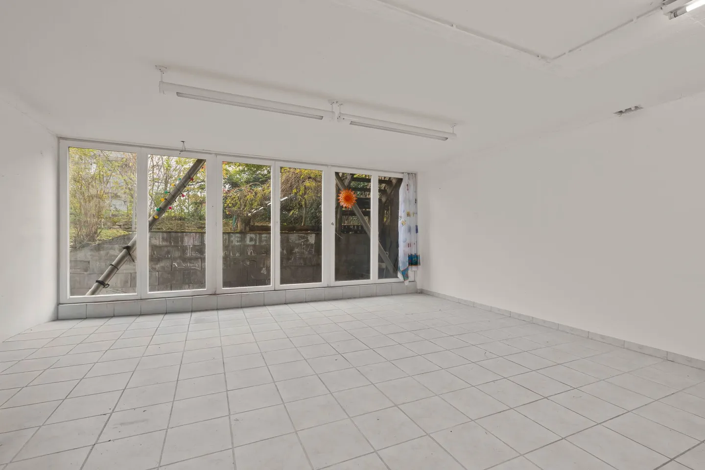 Charming and Potential-Filled Single-Family Home in Desirable Location (in Building Rights) - Photo 11 of 16