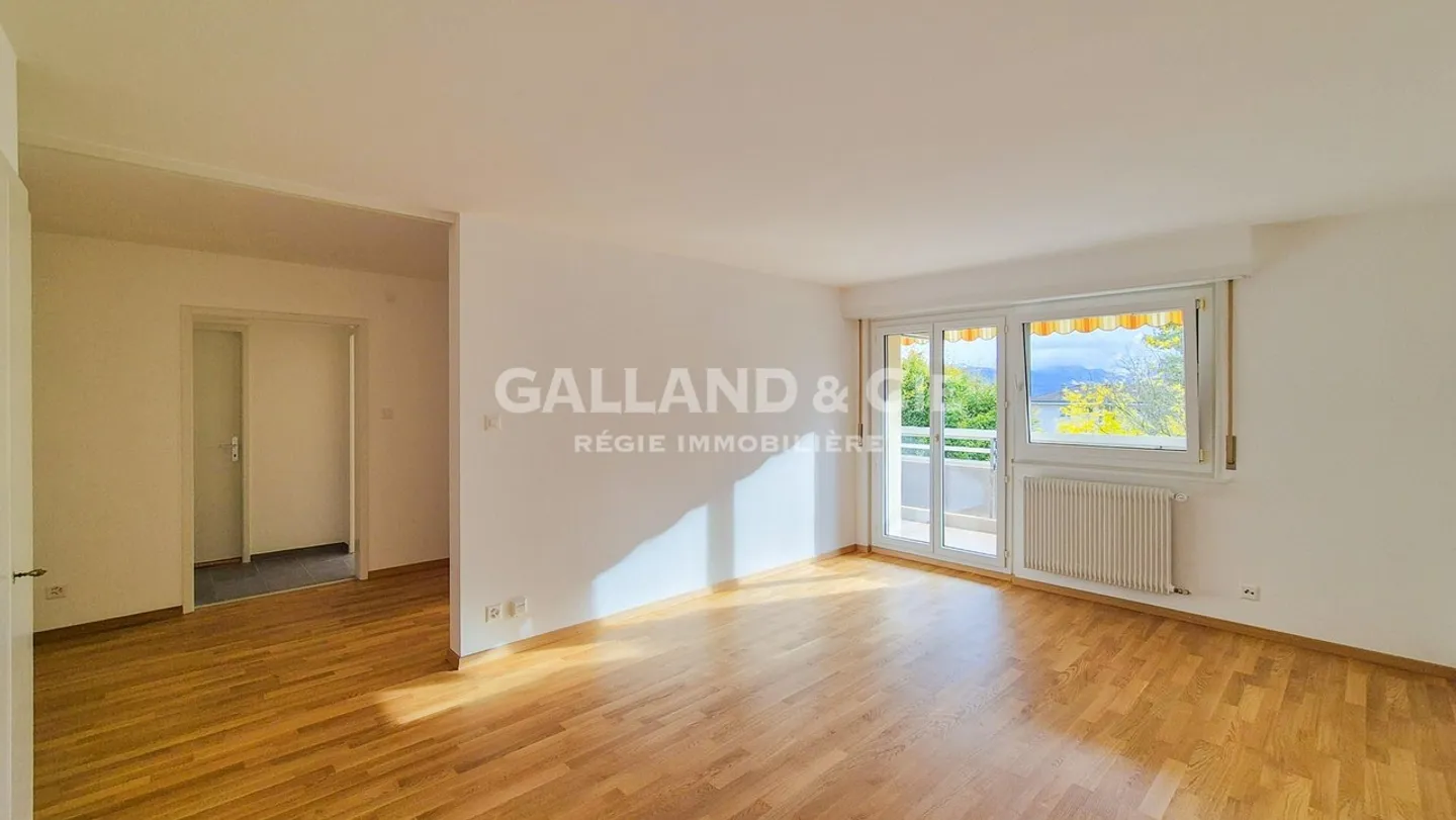 Entièrement rénové au coeur de Pully<br />  - Photo 2 sur 6