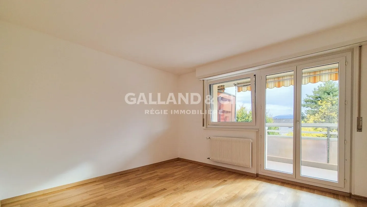 Entièrement rénové au coeur de Pully<br />  - Photo 4 sur 6