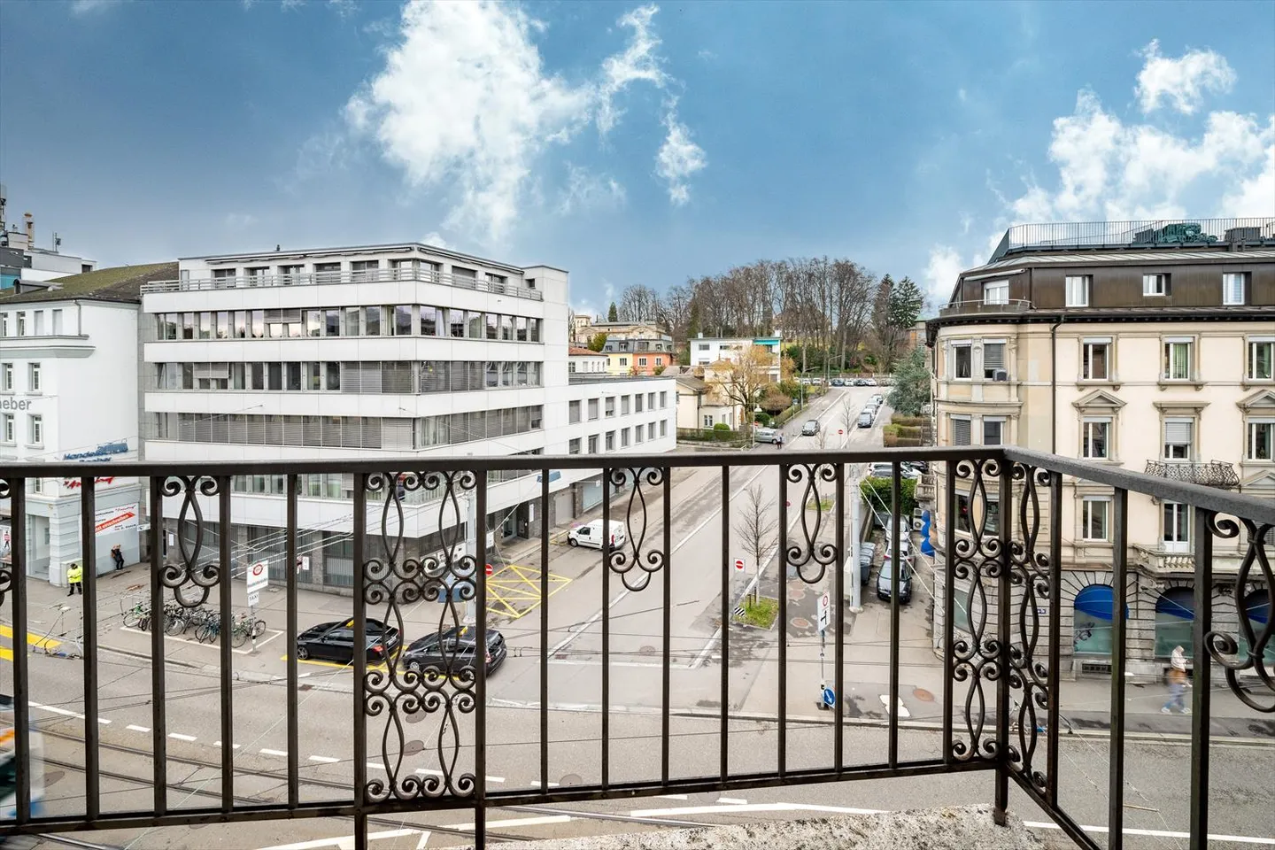 135 m2 per la tua attività di fronte alla stazione di Zurigo-Enge - Foto 6 di 9