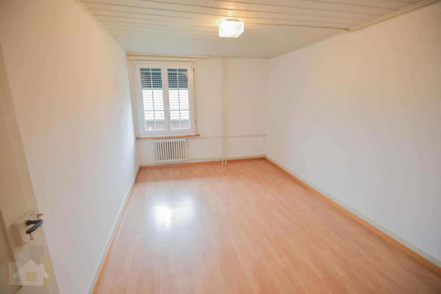 Apartment for rent - Photo 4 of 6