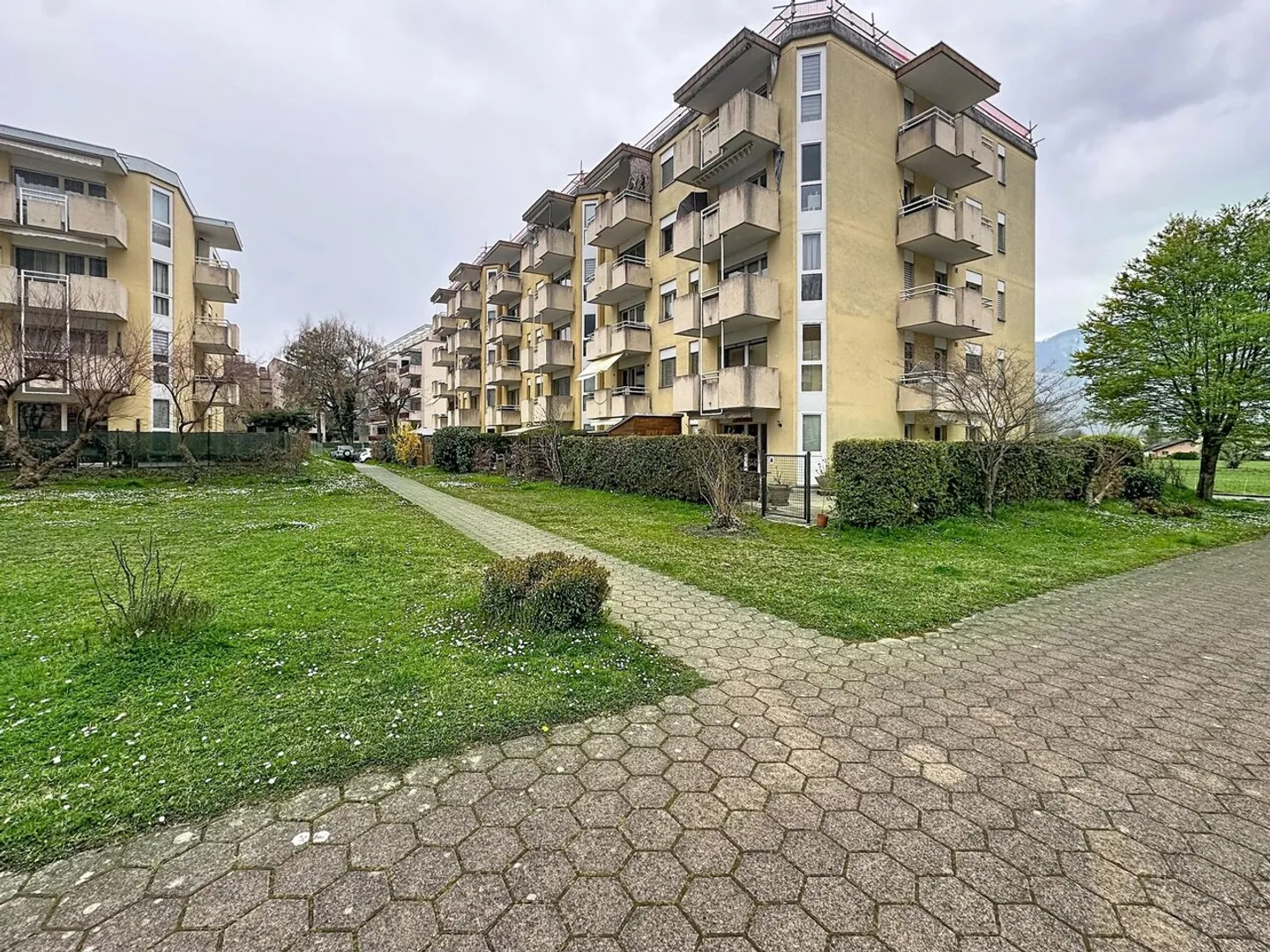 Appartamento spazioso con balconi - Foto 12 di 12