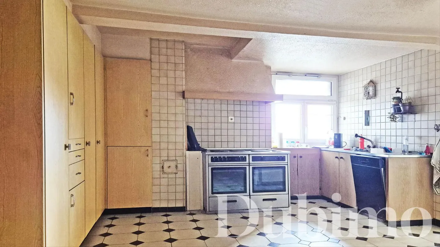 Casa di villaggio con grande potenziale - Foto 6 di 13