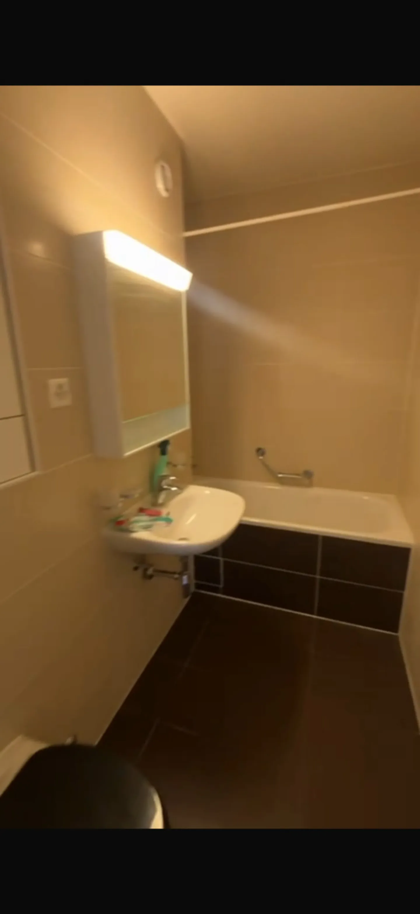 Wohnung mieten - Foto 3 von 6