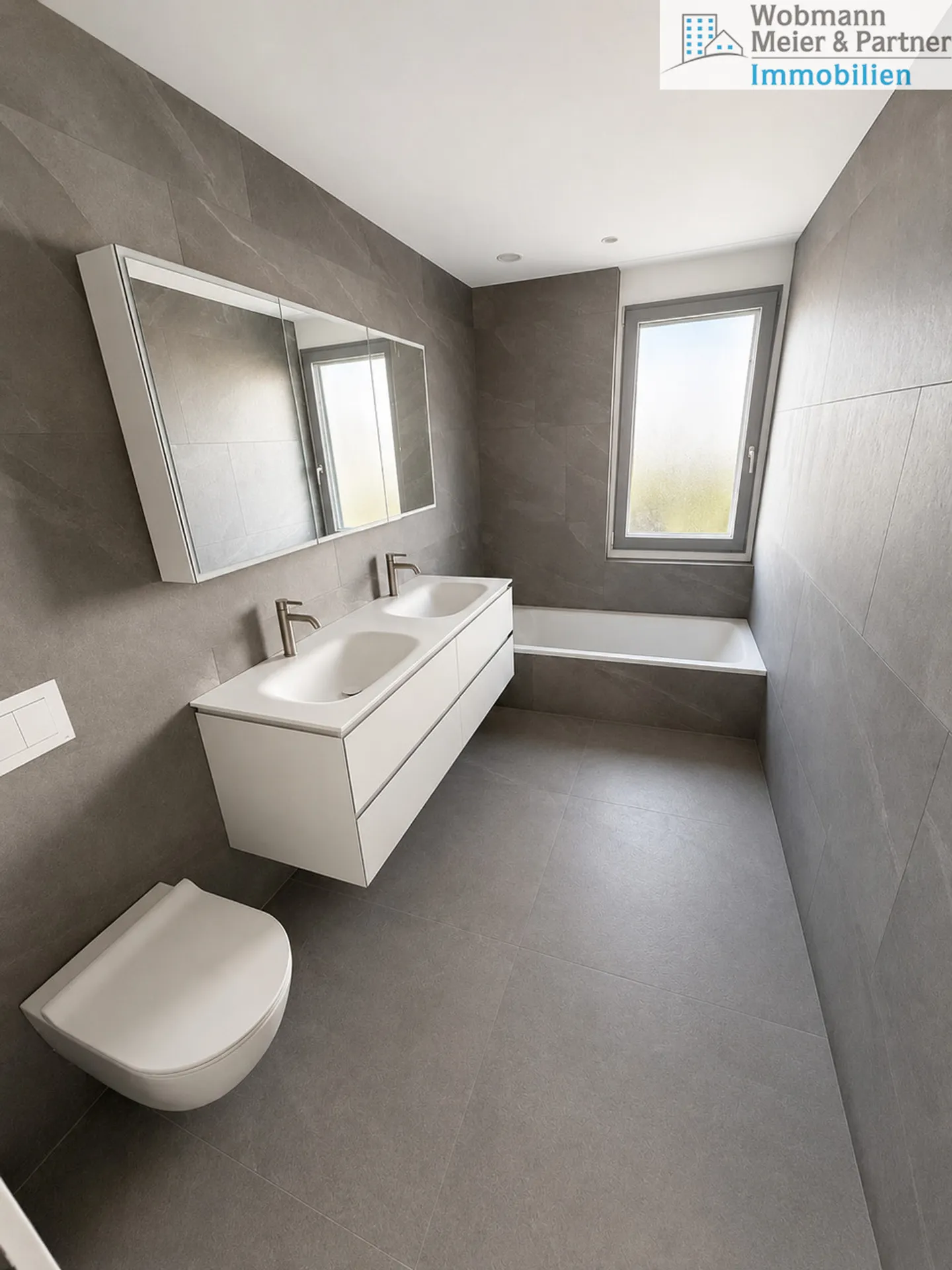 Exclusive 4.5-room penthouse apartment with the most beautiful view - Photo 5 of 8