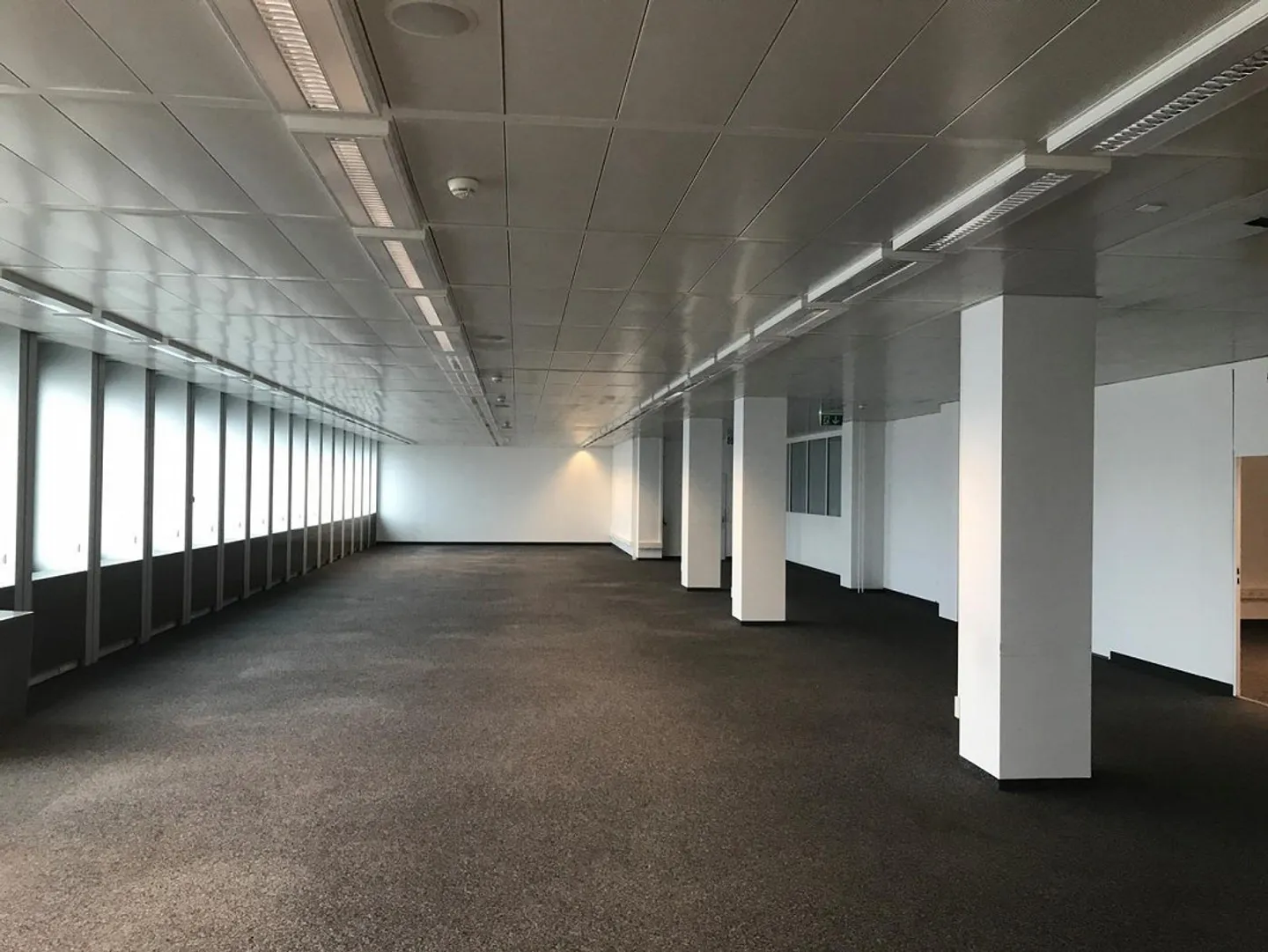 Büro zu vermieten in Fribourg - Foto 2 von 4