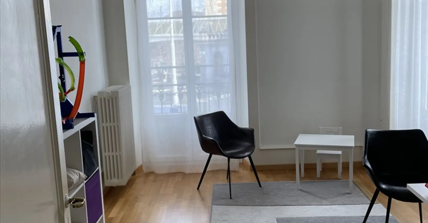 Immeuble mixte à louer - Photo 1 sur 9