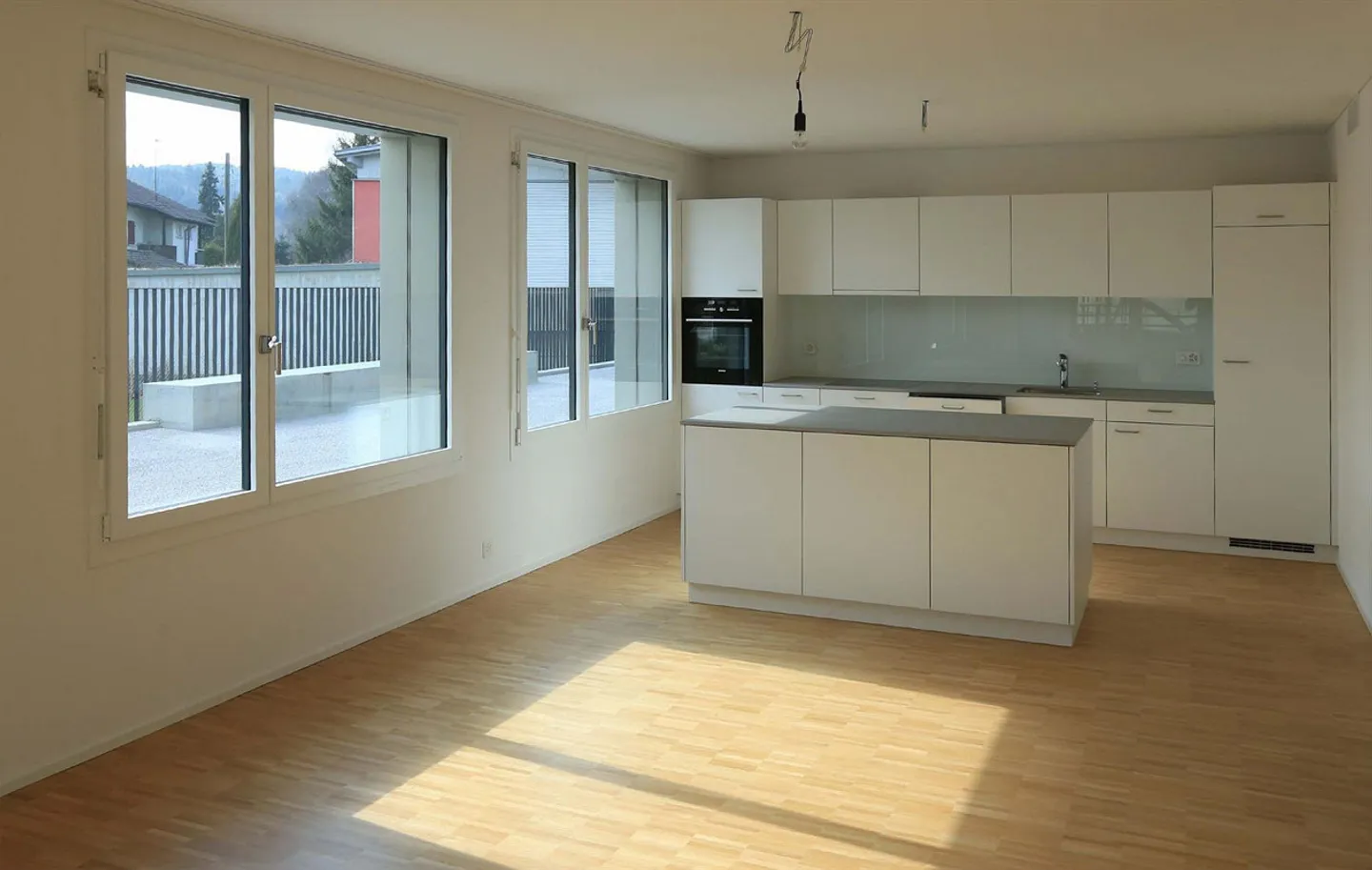 Bellissimo, moderno e spazioso attico appartamento - Foto 4 di 9