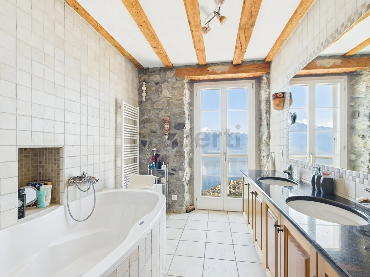 Casa prestigiosa con vista lago eccezionale - possibilità di più alloggi - Foto 8 di 11