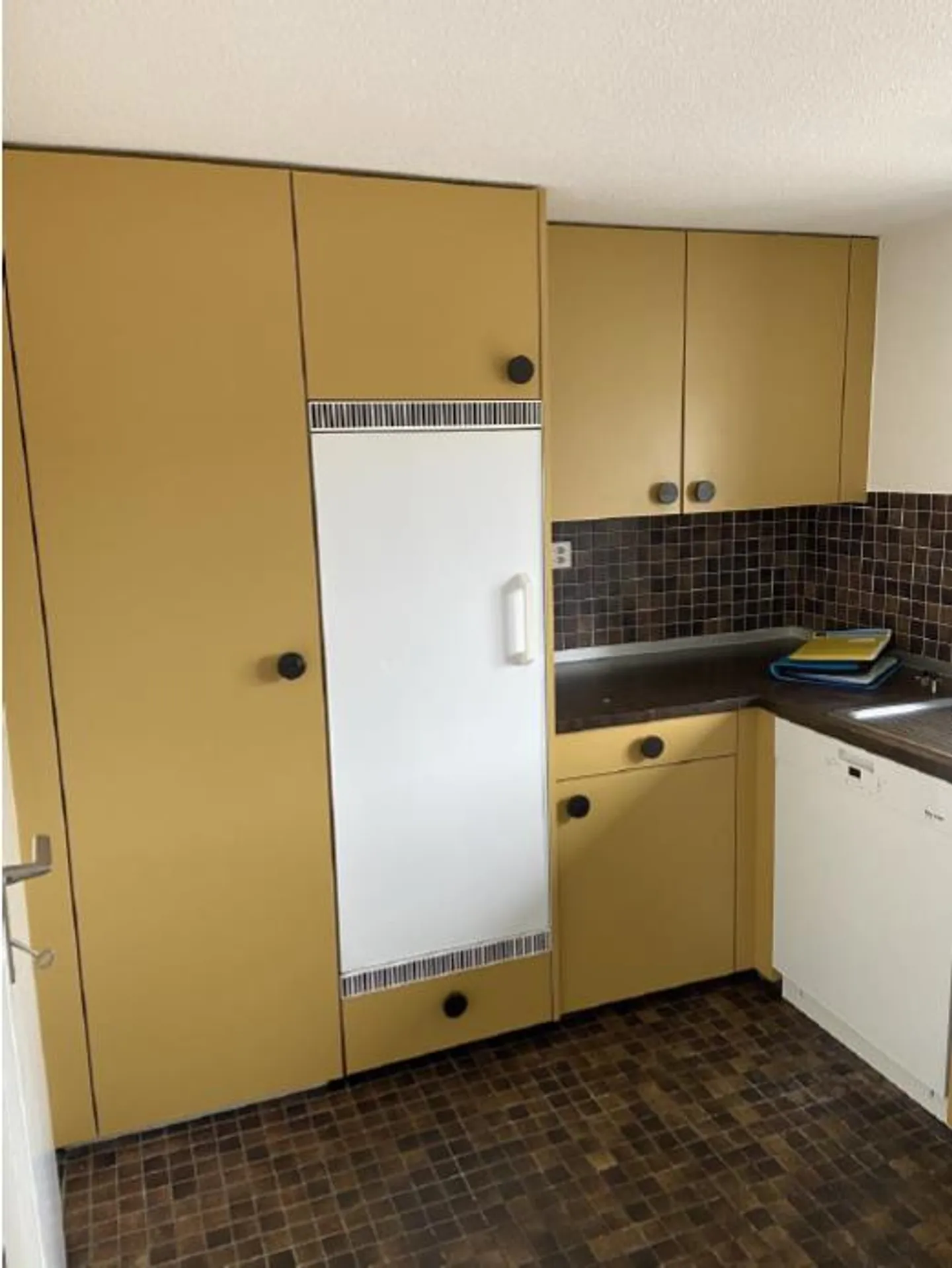 Wohnen in einem gepflegten Riegelbau - Foto 6 von 11