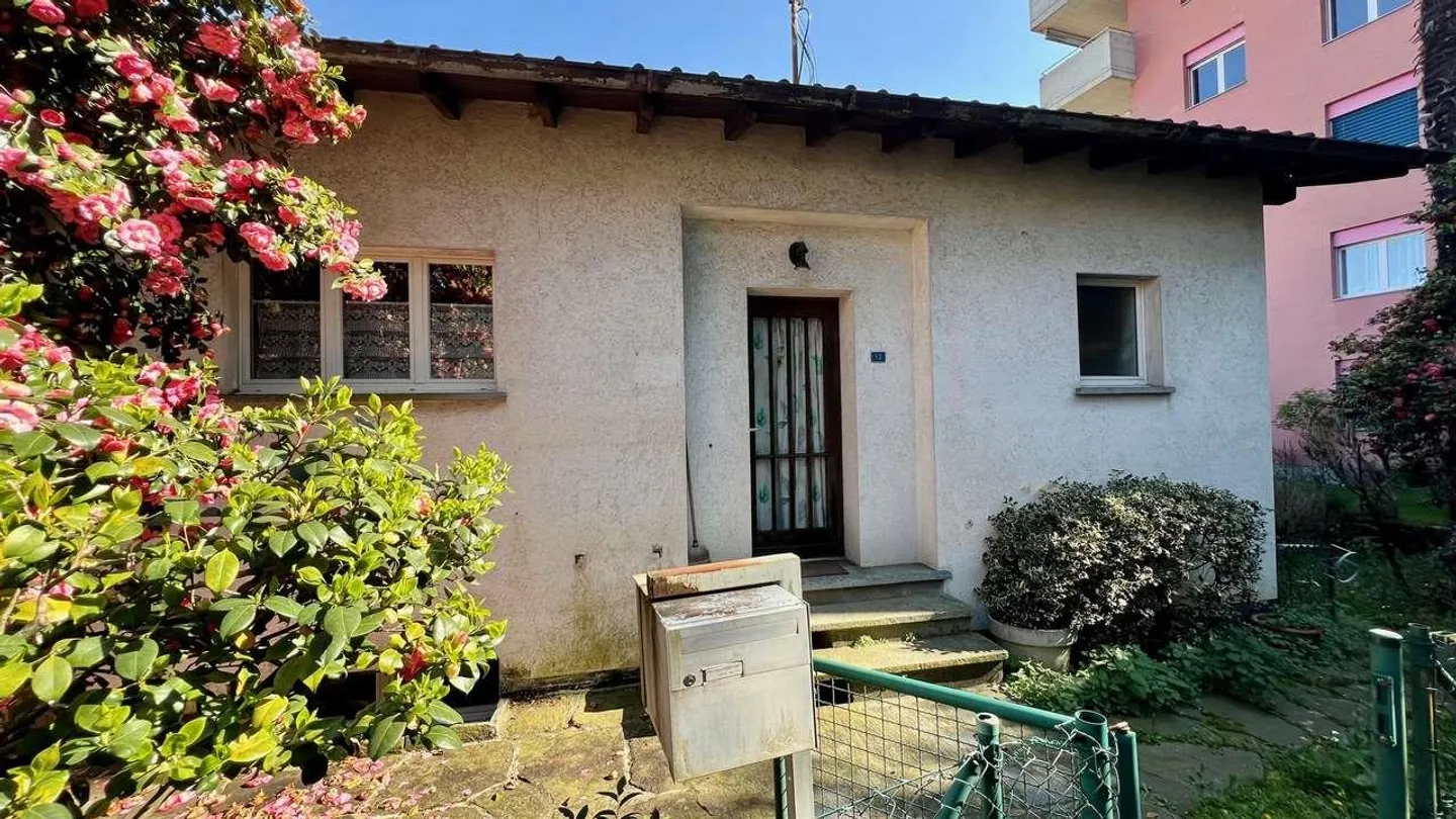 Brissago - Einfamilienhaus mit Zweitwohnsitz - Foto 7 von 10