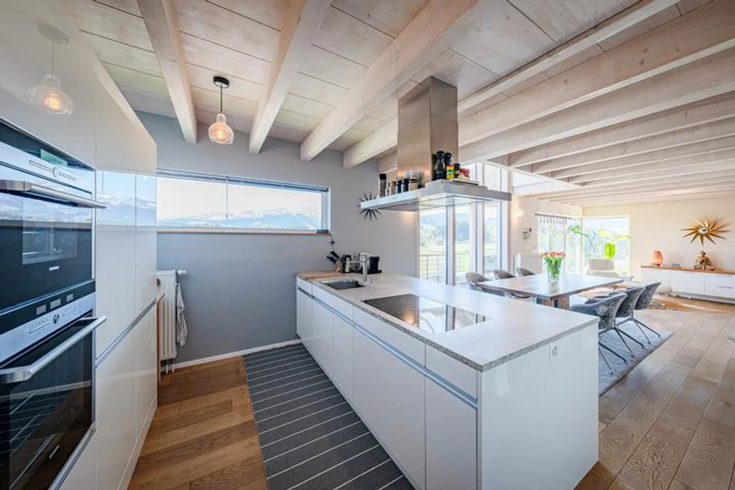 Modern Family Home in Waldstatt - Photo 3 of 8