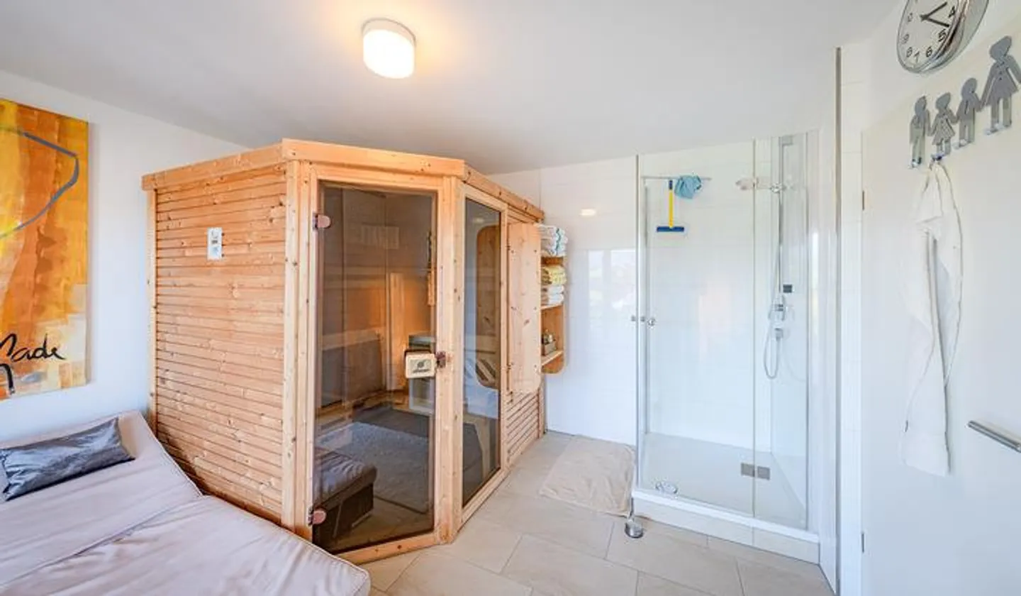 Modern Family Home in Waldstatt - Photo 6 of 8