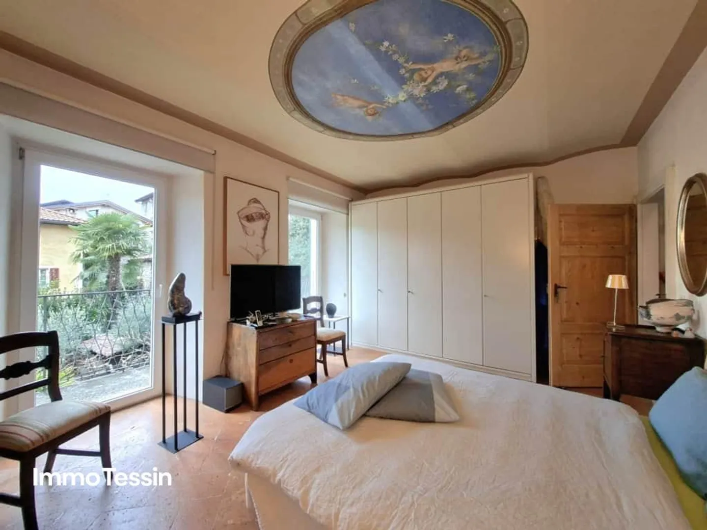 SELTENHEIT: Komplett und mit Liebe zum Detail restauriertes Tessiner Herrenhaus mit einem Hauch von Luxus - Foto 10 von 13