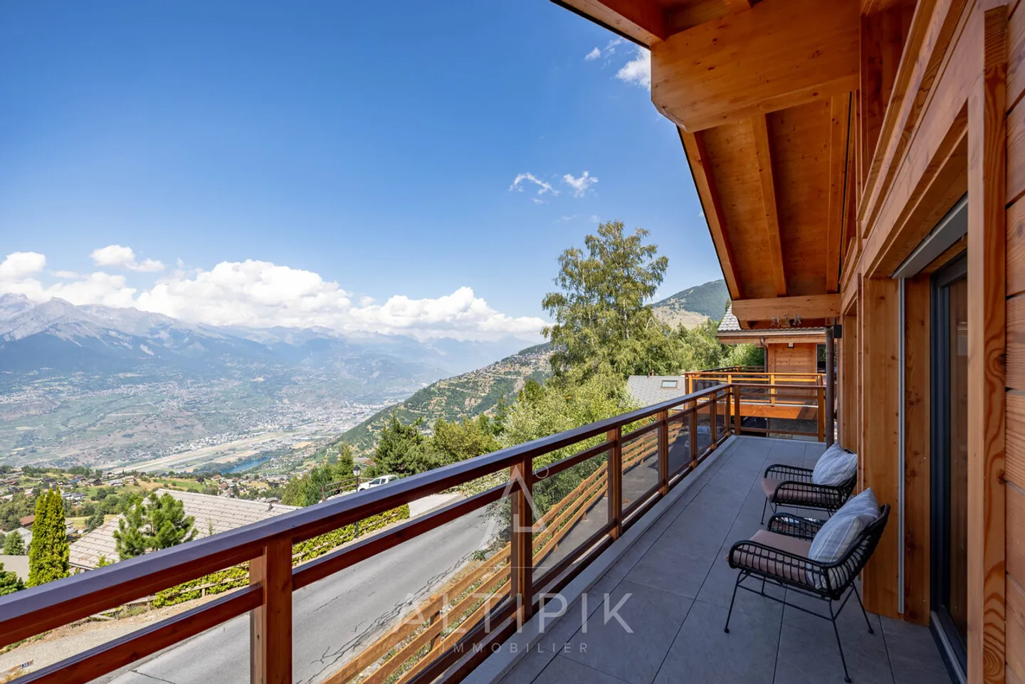 Chalet - Photo 5 of 16