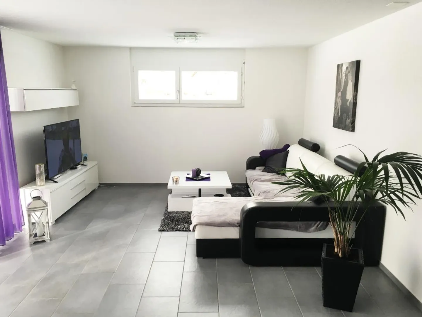 Appartamento moderno e luminoso nel centro del villaggio - Foto 1 di 3