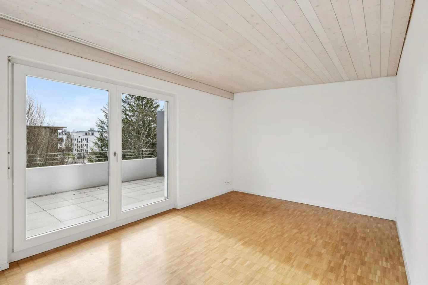 Dreamlike Penthouse Apartment with Large Terrace (54 m2) - Photo 6 of 9