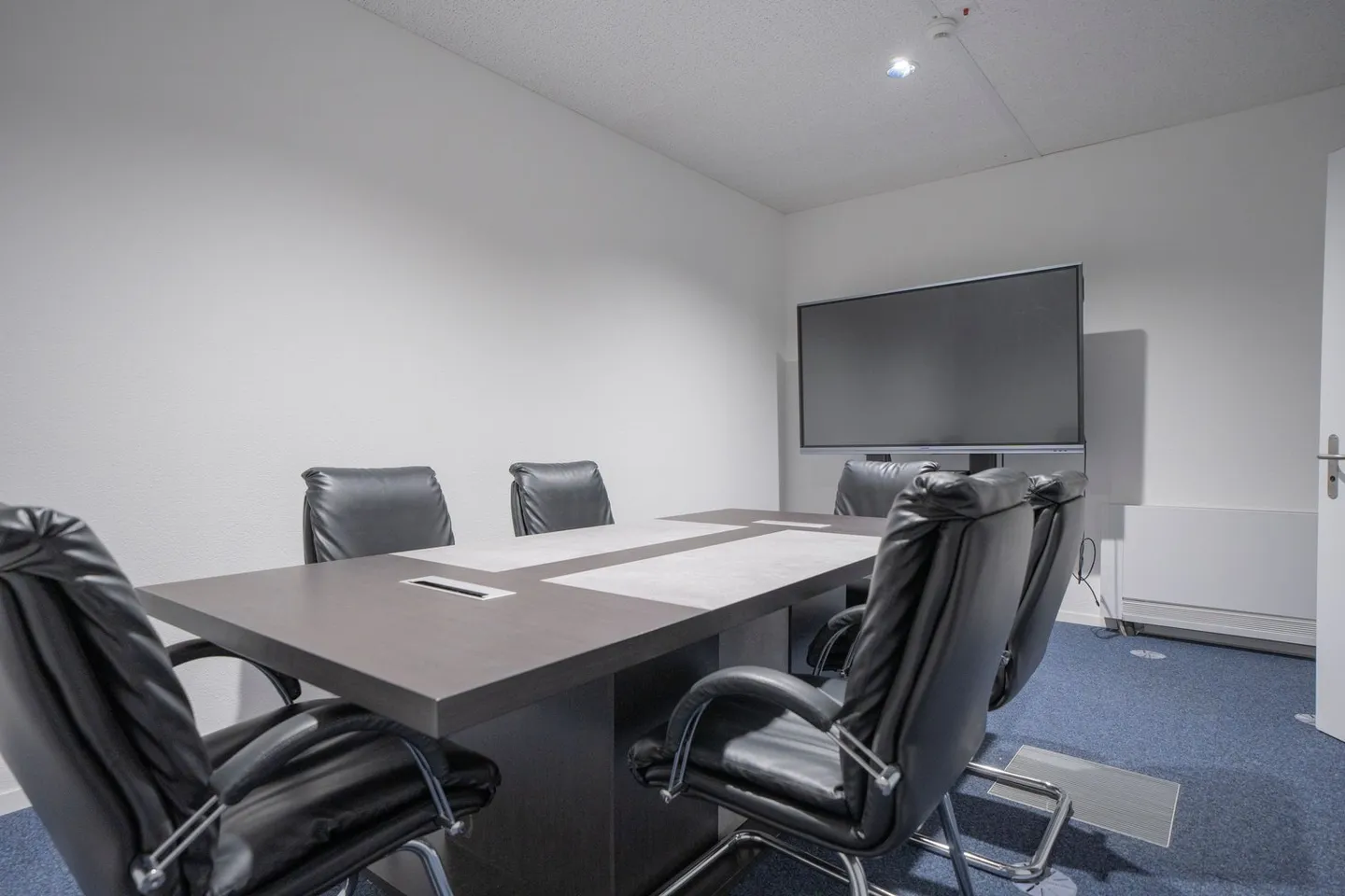 Office with a View: Office Rental in Belp - Photo 5 of 13