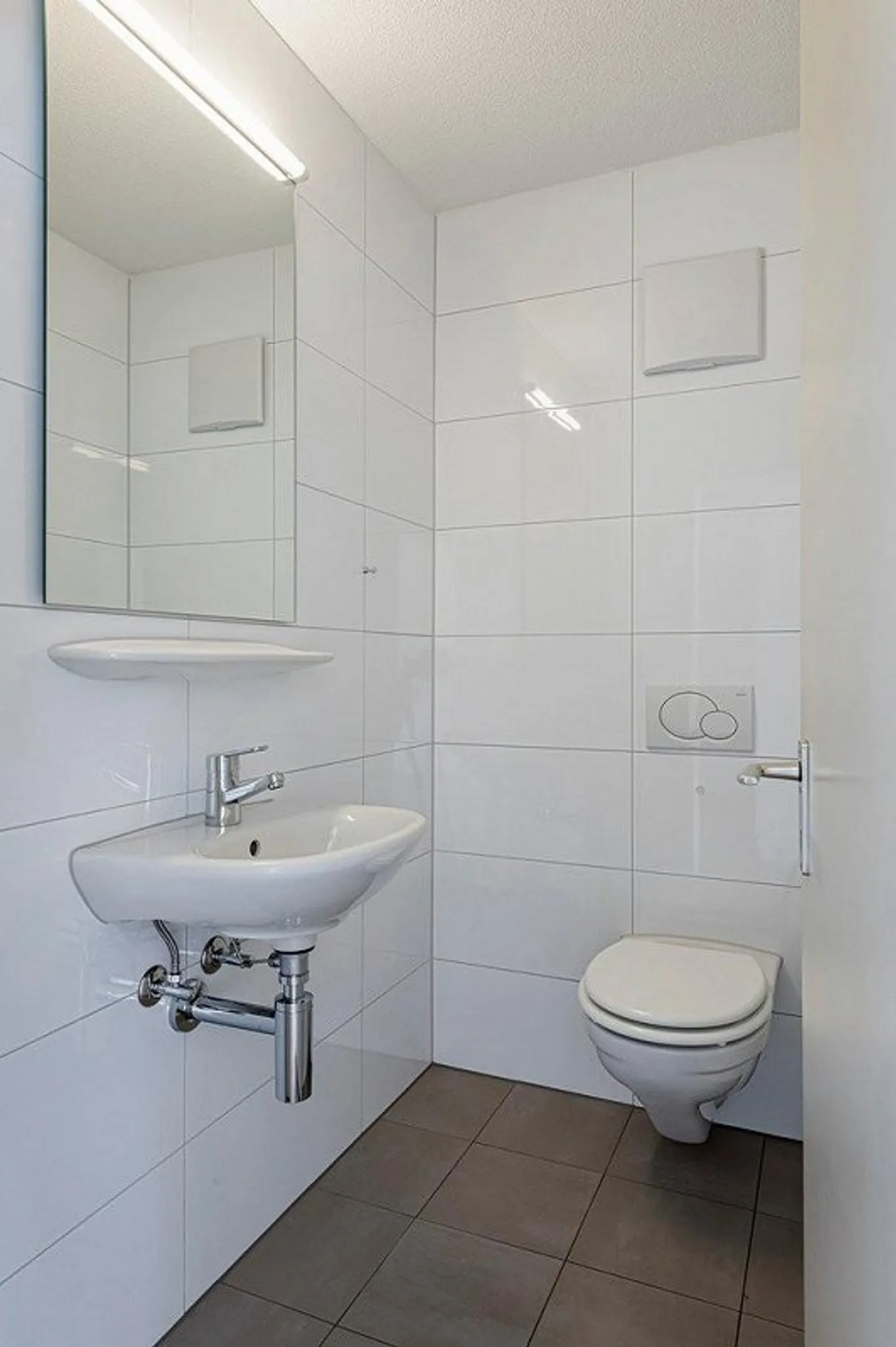 Appartement moderne dans un développement bien entretenu - Photo 4 sur 7