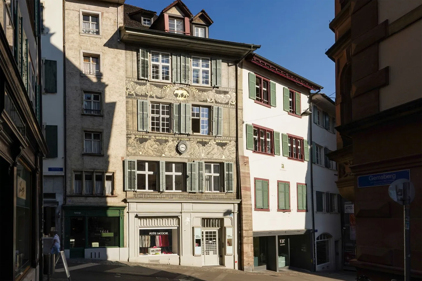 Bâtiment historique «zum Wolf» au Spalenberg - Photo 1 sur 13