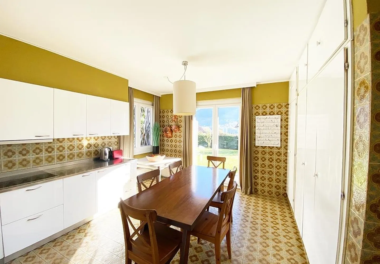 VENDESI AMPIA CASA BIFAMILIARE CON GIARDINO - Foto 7 di 20