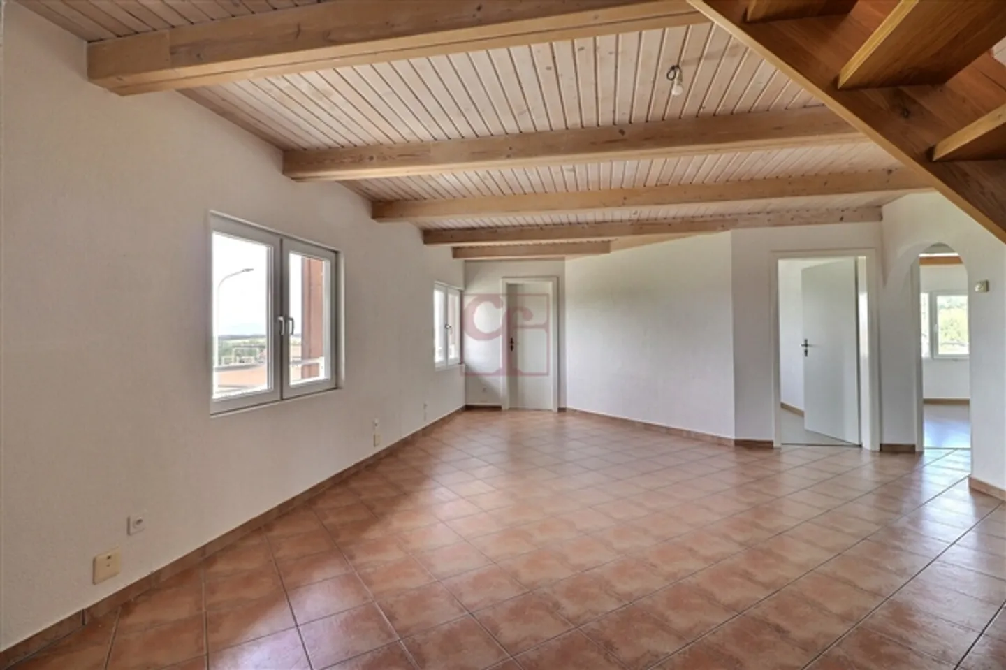 À louer - Belle maisonette de 5,5 pièces (parking gratuit) - Photo 2 sur 13