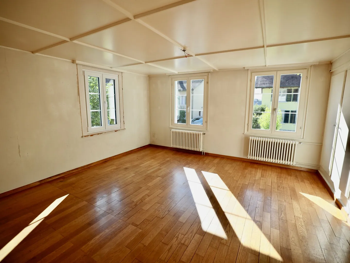 Ideale per famiglie: appartamento con giardino di 4,5 stanze - Foto 9 di 13