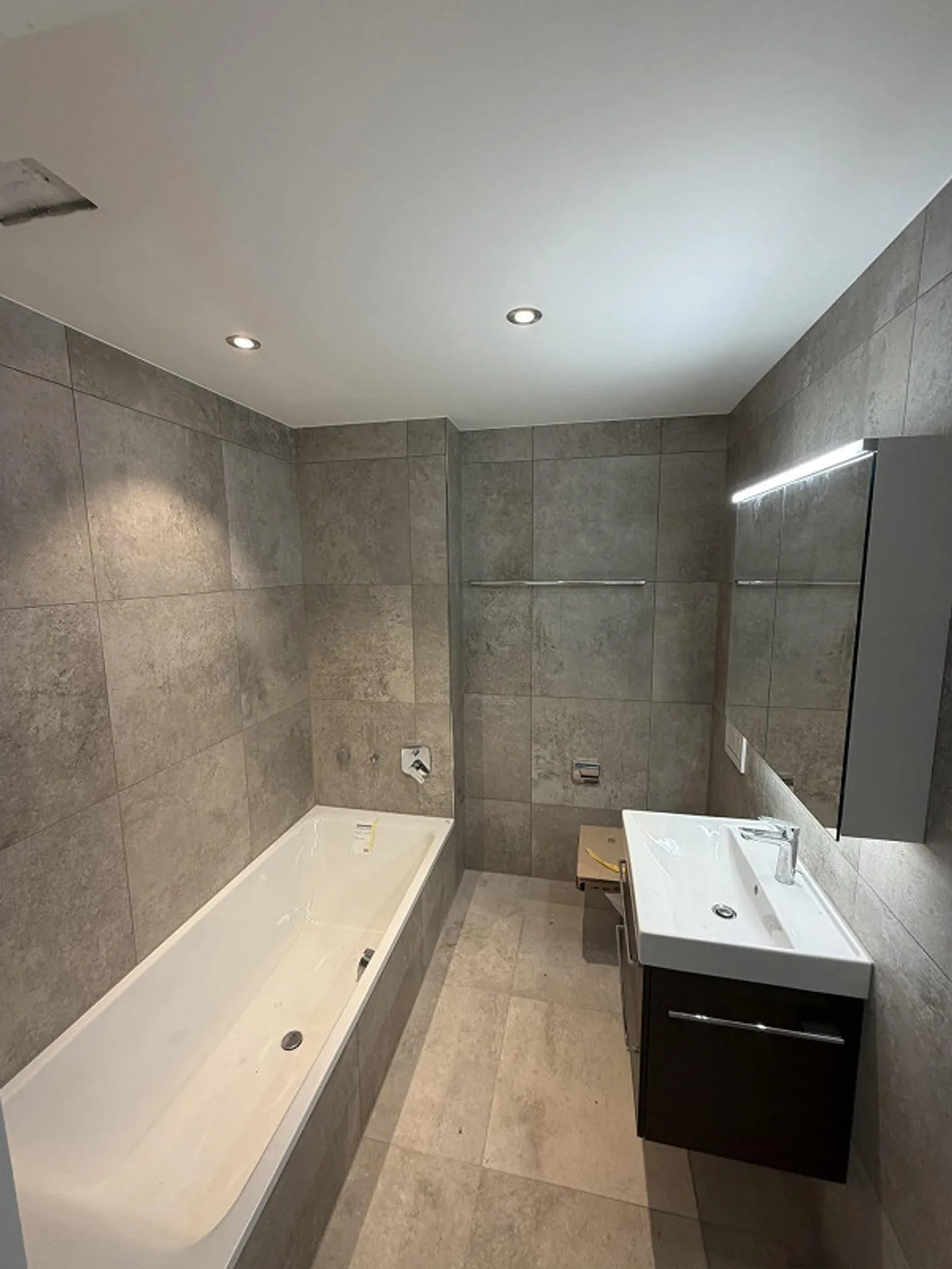 Appartement central avec vue sur les Alpes - Photo 4 sur 13