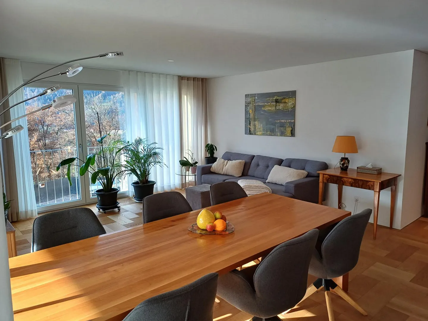 Appartement moderne avec vue sur le Beverin - Photo 2 sur 12